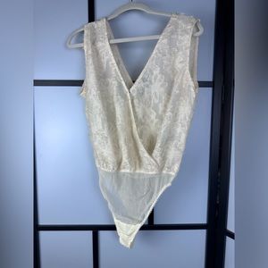Floraine Lace Bodysuit - Cream